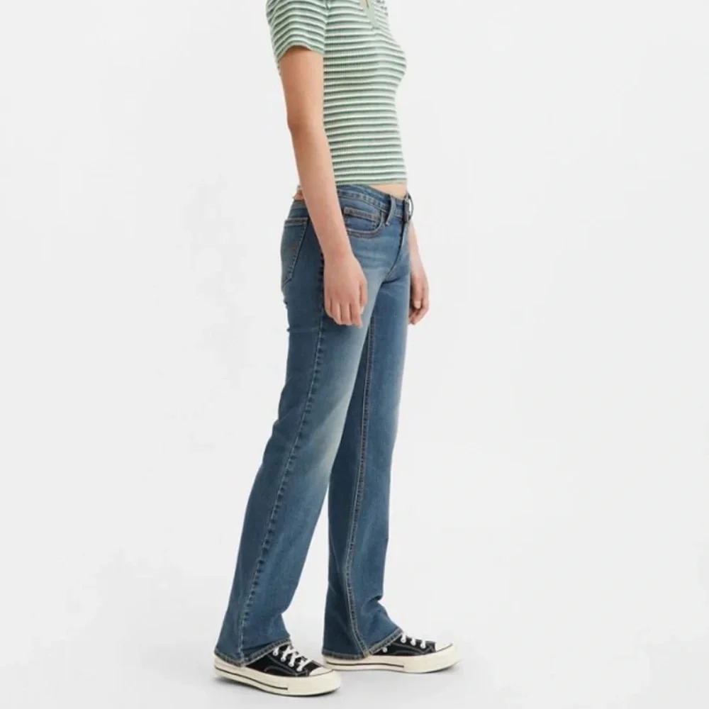Levi's Women's Superlow Bootcut Jeans 23 - Picture 4 of 6